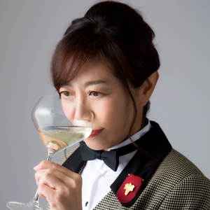 友田 晶子