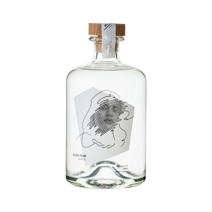 アコウラム ホワイト