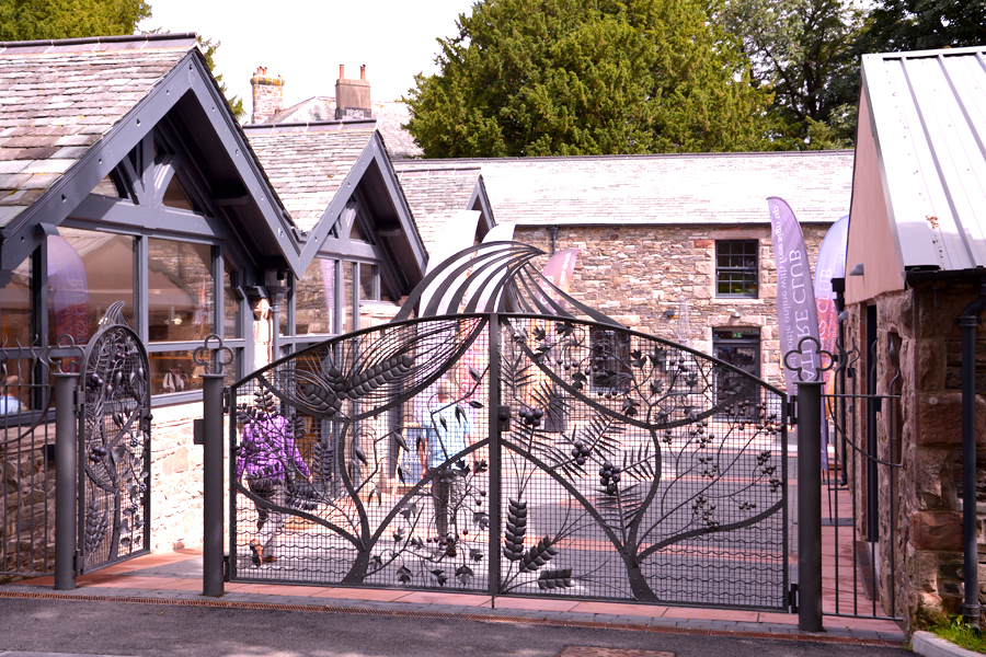 レイクス蒸留所