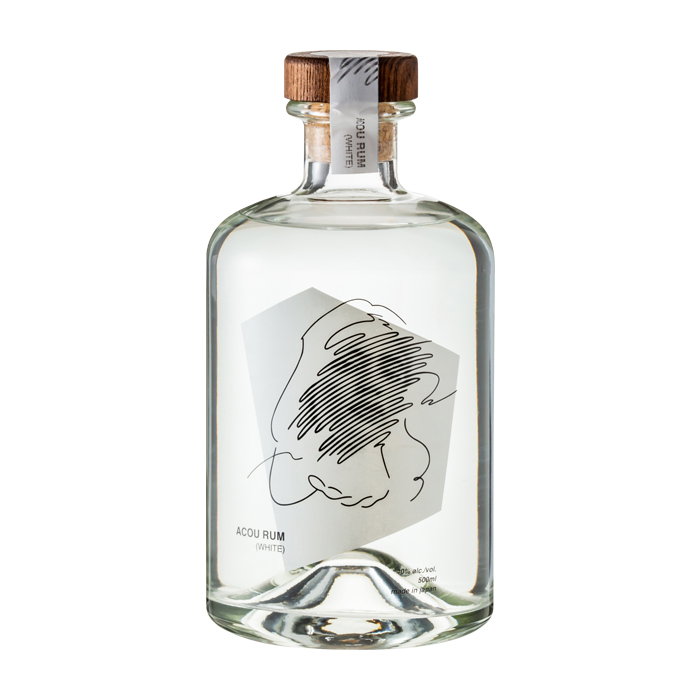 アコウラム ホワイト